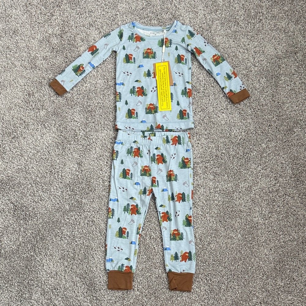 NWT Angel Dear Big Foot Blue Brown Long Sleeve Loungewear Pajama Set - Size 2T